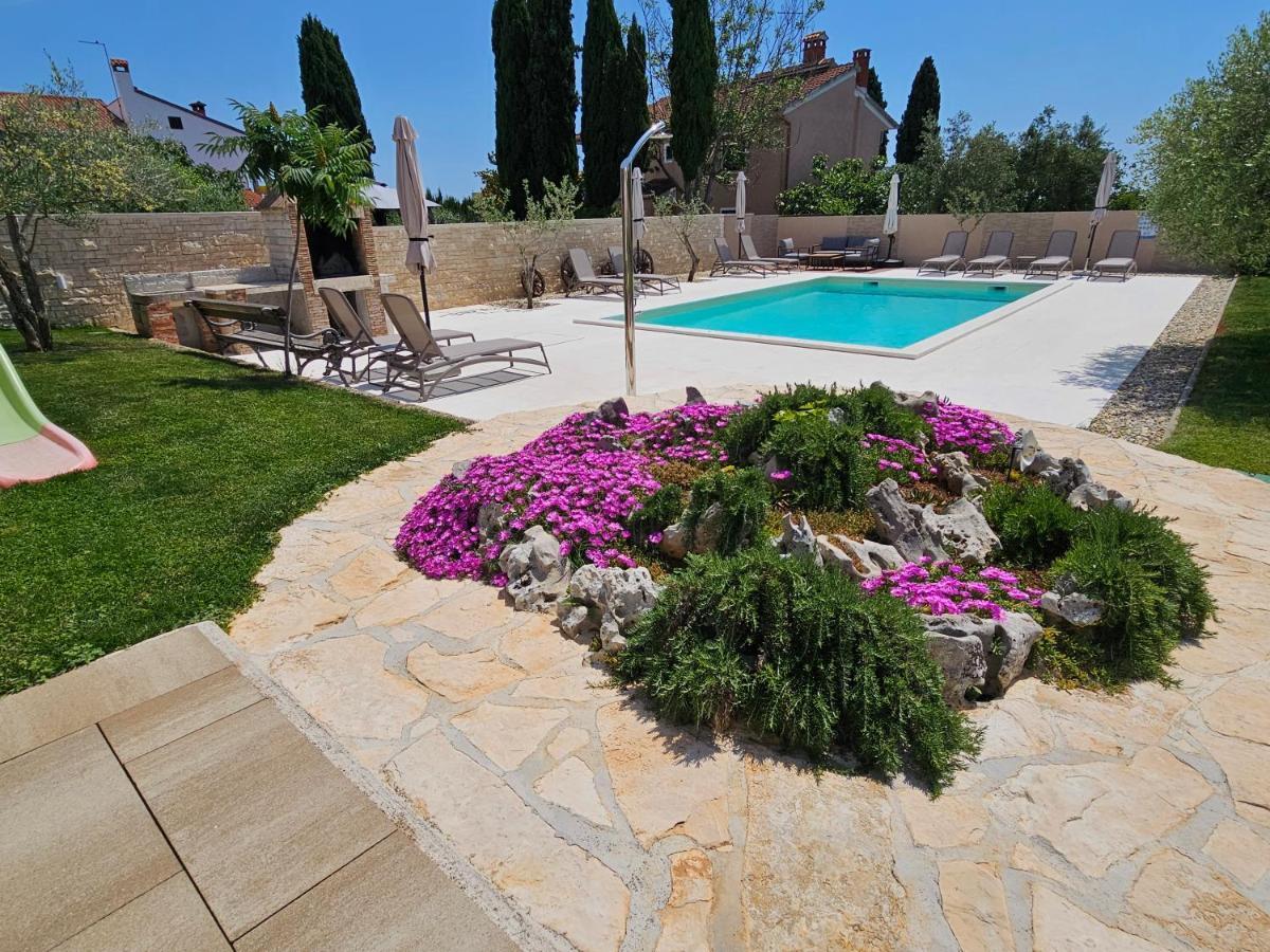 Apartmani Grzinic Rovinj Ngoại thất bức ảnh